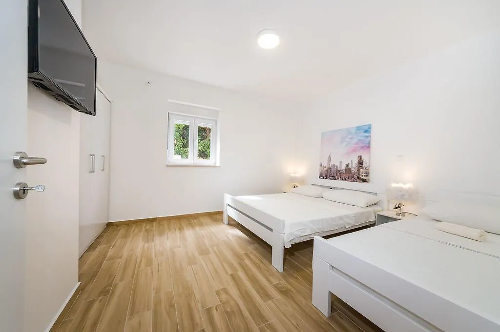 Apartments Miskovic Turanj Chorvatsko