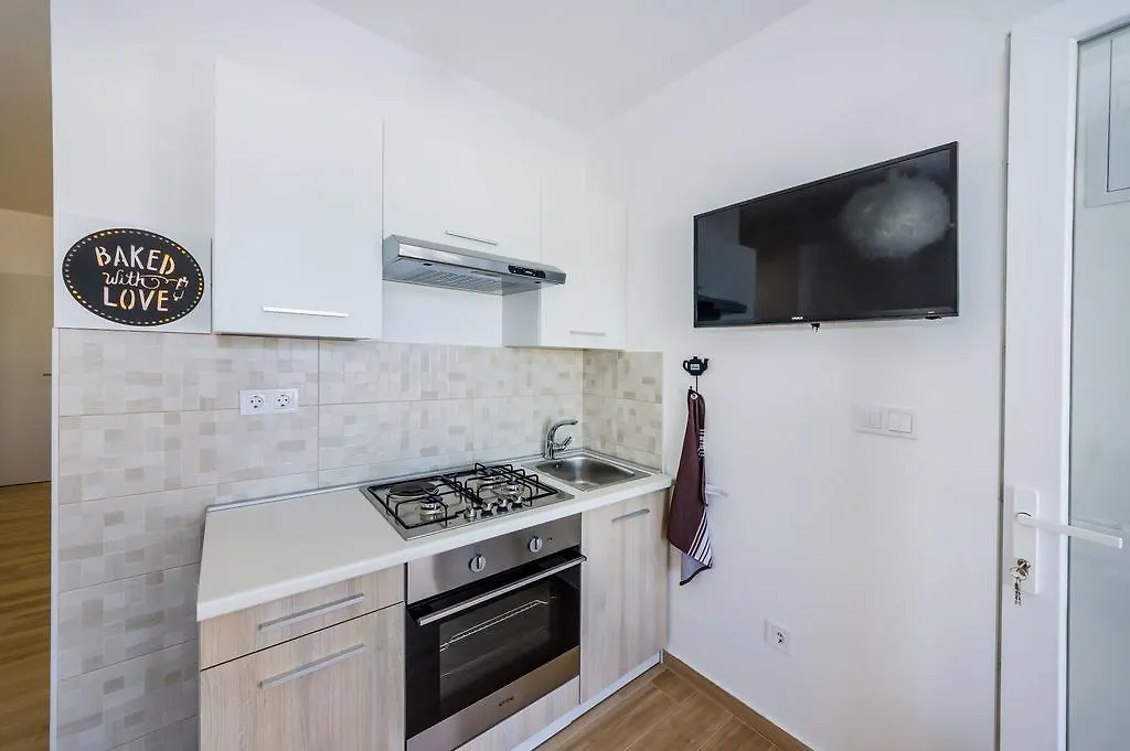 Apartments Miskovic Turanj