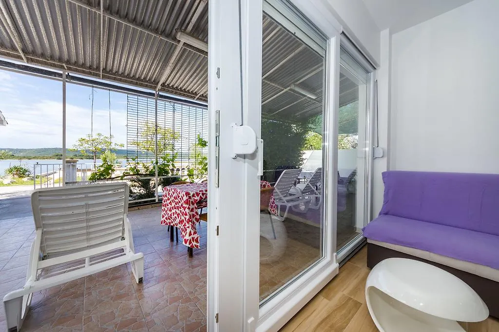 Apartments Miskovic Turanj