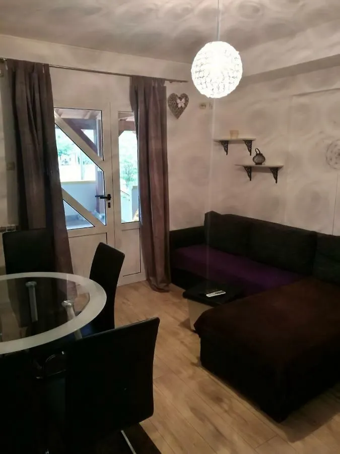 Apartments Miskovic Turanj