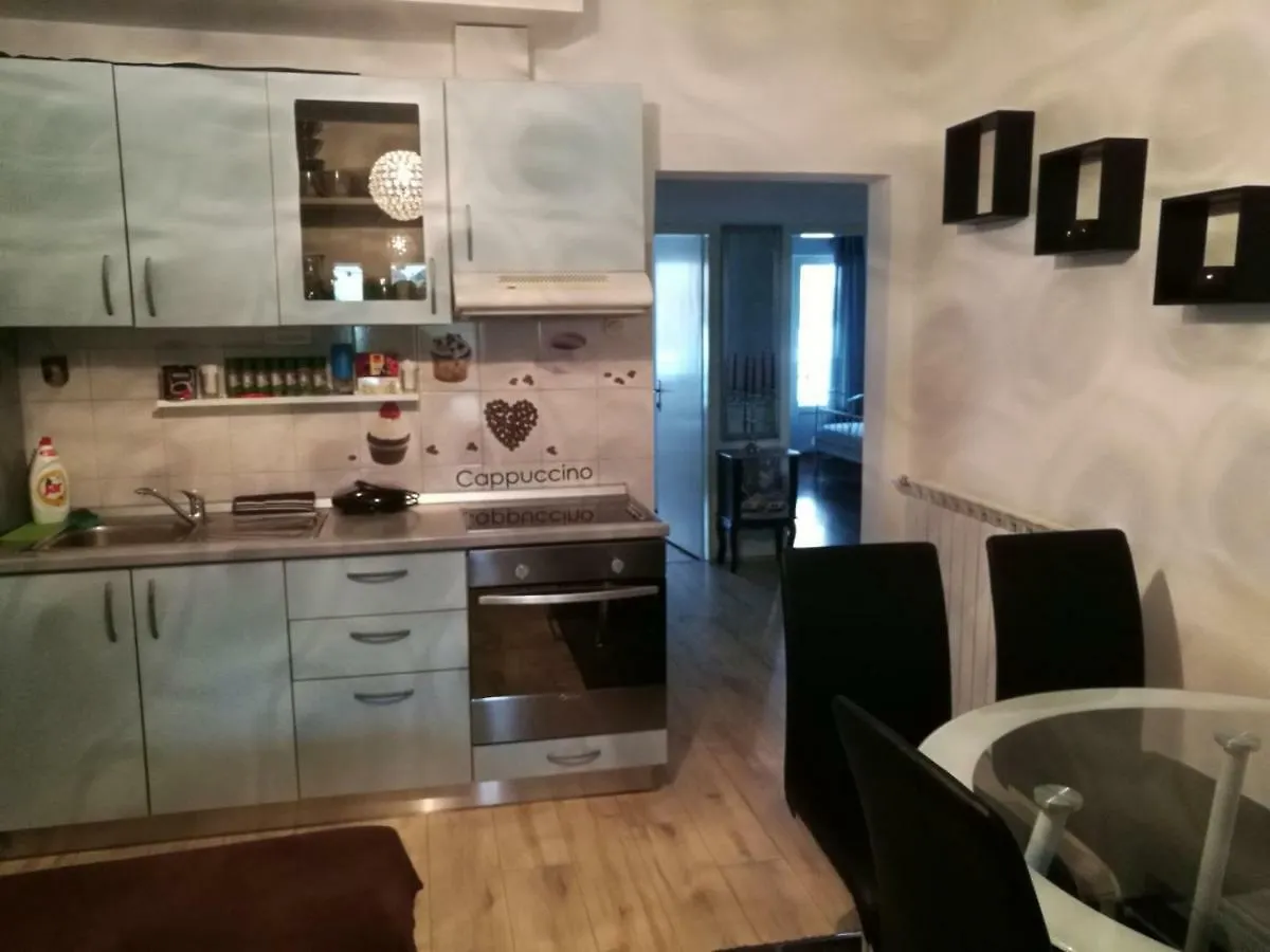 Apartments Miskovic Turanj 0*,
